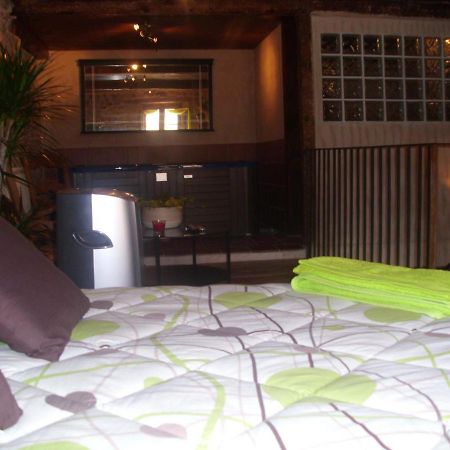 Casa Rural Con Jacuzzi Taberna Del Tio Pedro Cabanas de Polendos Zewnętrze zdjęcie