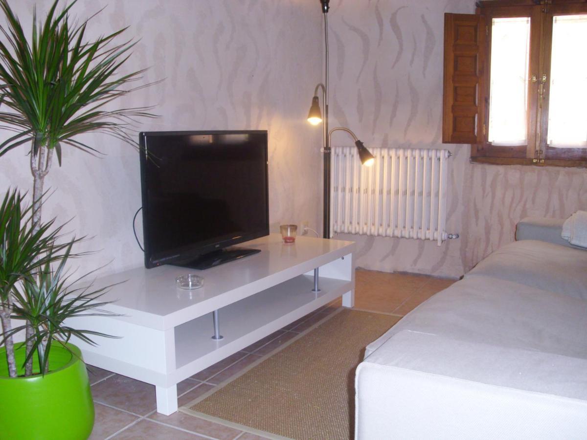 Casa Rural Con Jacuzzi Taberna Del Tio Pedro Cabanas de Polendos Zewnętrze zdjęcie